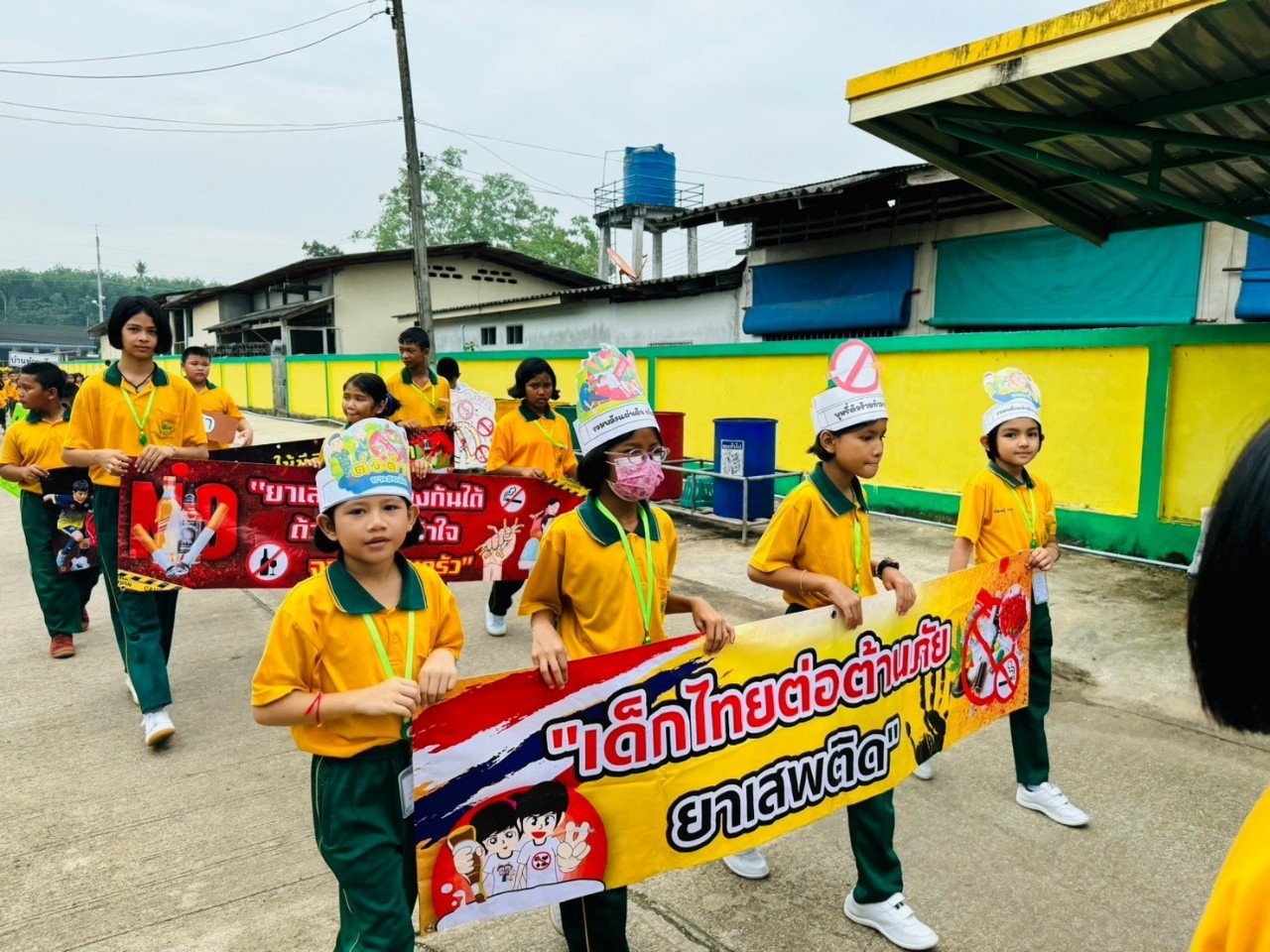 <div style='text-align:center;'>
						ชื่อไฟล์ : 04be4a4b56e34f6208bb07b0bbdaec2b1_4230241354.jpg <a href='img/article/art_1719423680/image/g/04be4a4b56e34f6208bb07b0bbdaec2b1_4230241354.jpg' target='_blank' style='color:$FFF !important;' download>Download</a></div>