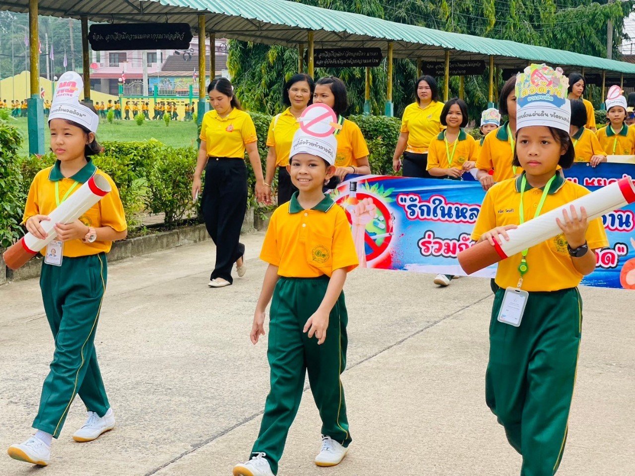 <div style='text-align:center;'>
						ชื่อไฟล์ : 973722ff1c53c8257684a038effc13251_1488089278.jpg <a href='img/article/art_1719423680/image/g/973722ff1c53c8257684a038effc13251_1488089278.jpg' target='_blank' style='color:$FFF !important;' download>Download</a></div>